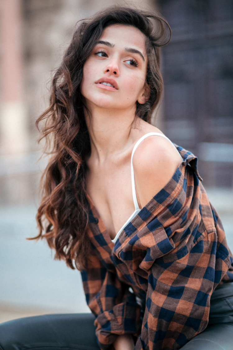 Female Model - Angie  - Fort Lauderdale - Miami - South Florida - Palm Beach - Las Olas Models and Talent Ft. Lauderdale - 17